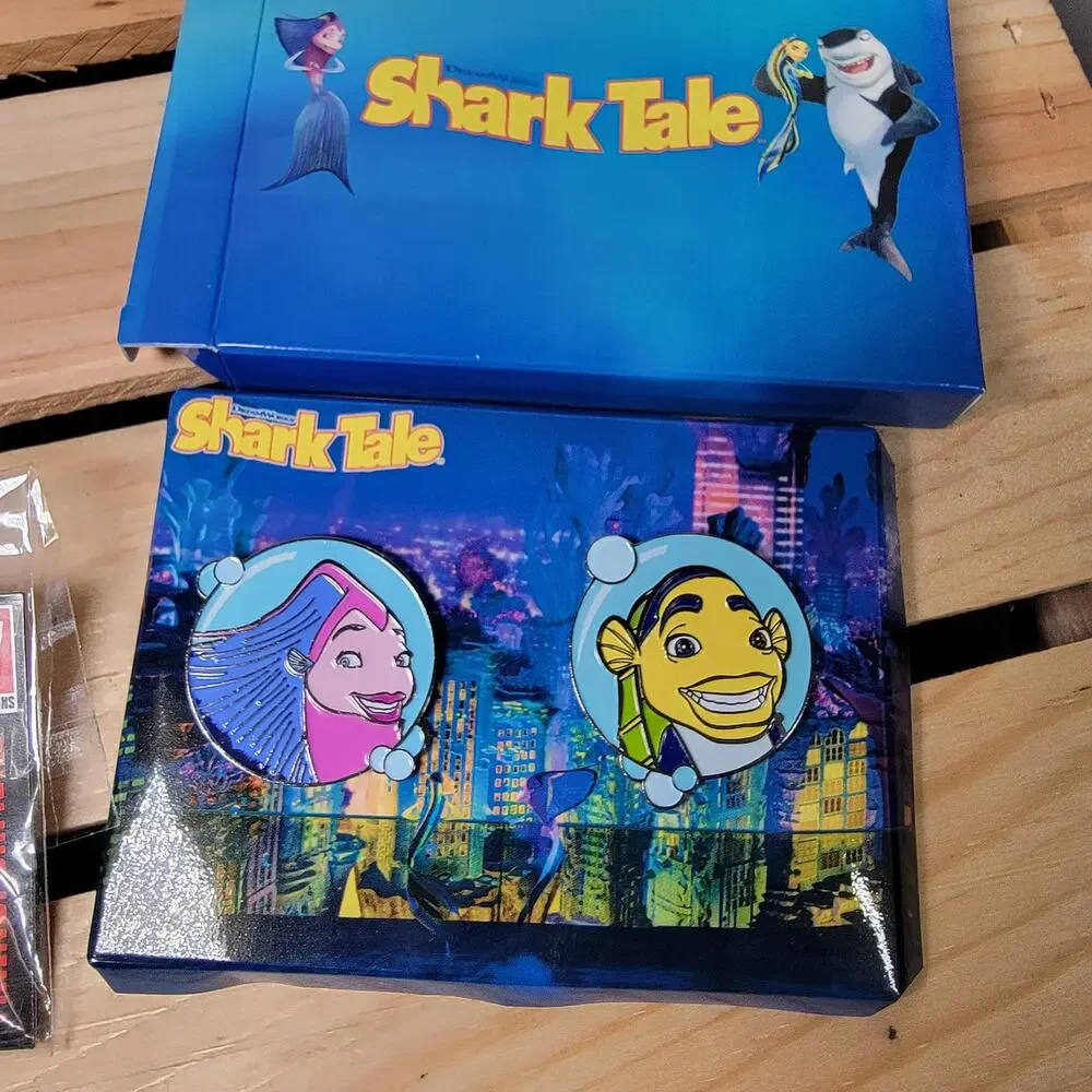 Set of 3 Animated Movie Collectible Pins and Ghostbusters Wallet - NEW